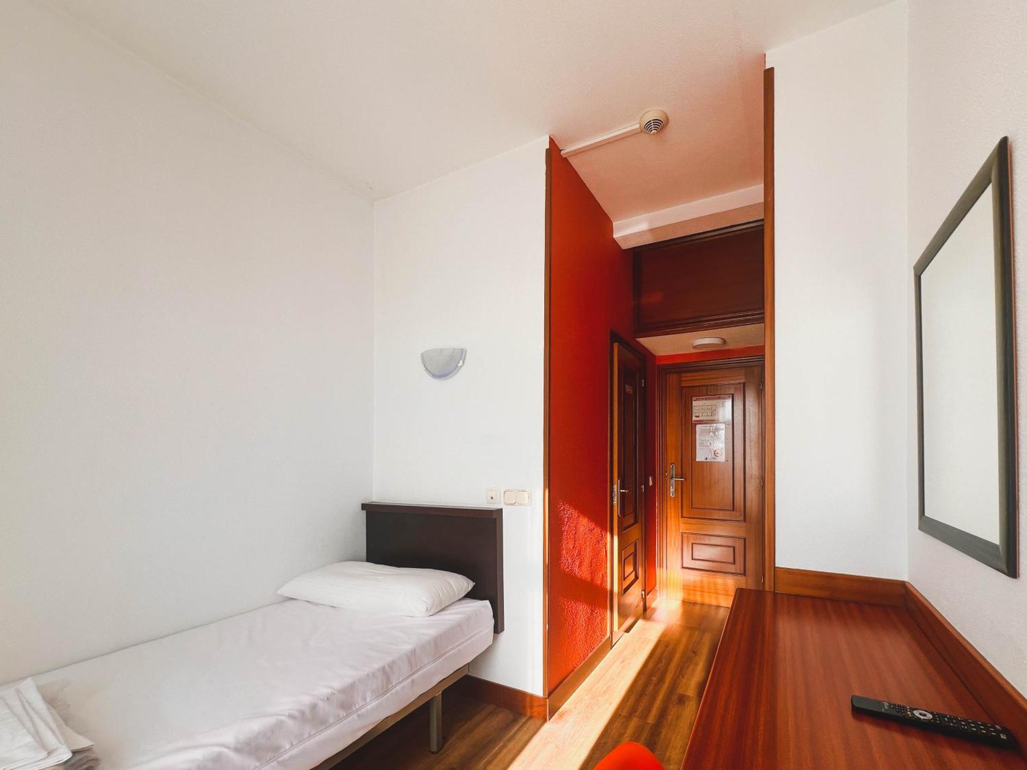 Loop Inn Hostel Santiago De Compostela Luaran gambar